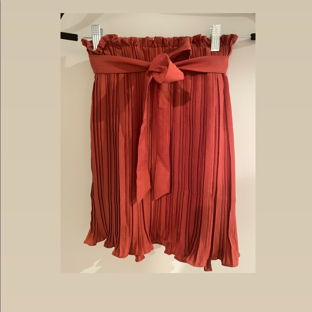 Flirty copper pleated skirt - Yaya & Co